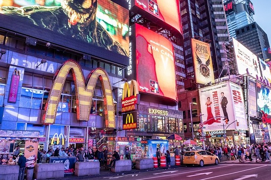 Area di Times Square vicina al Port Authority Bus Terminal di Midtown