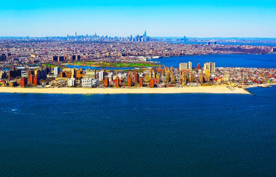 Vista in elicottero su Coney Island Beach, NYC
