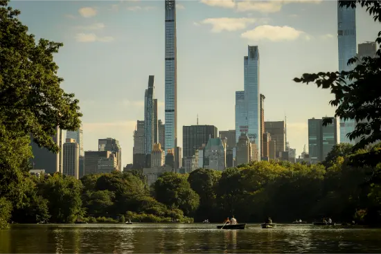 Laghetto di Central Park, ideale per riflessi e colori autunnali