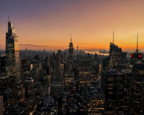 Tramonto su Manhattan durante una giornata autunnale