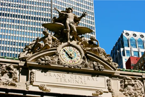 Grande stazione ferroviaria di New York, utile per capire i terminal dei treni suburbani